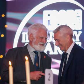 Bill Jermey of Institute of Meat and Interfood Technology director James Sydenham.